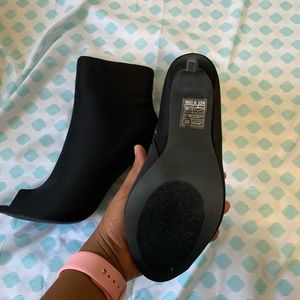 Women’s Black Heel Booties